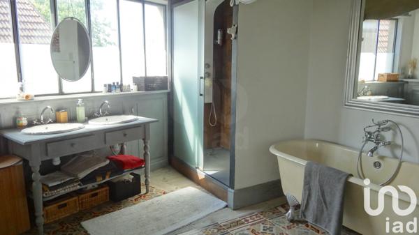 Maison à vendre 8 pièces 263 m² Saint-Jean-de-la-Ruelle