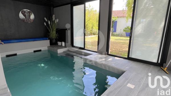 Maison à vendre 8 pièces 263 m² Saint-Jean-de-la-Ruelle