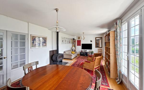 Maison à vendre    5 pièces • 210 m2 Saint-Jean-le-Blanc