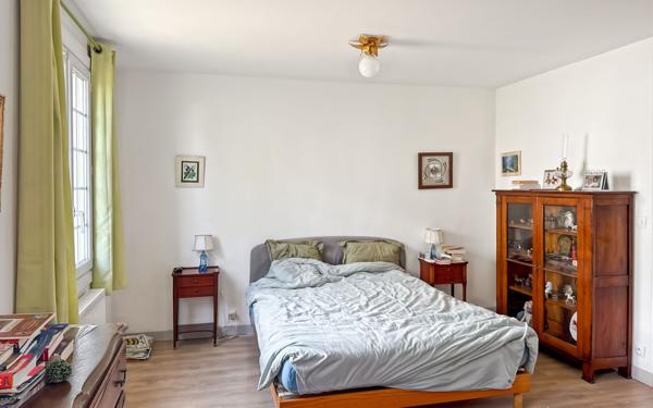 Maison à vendre    5 pièces • 210 m2 Saint-Jean-le-Blanc