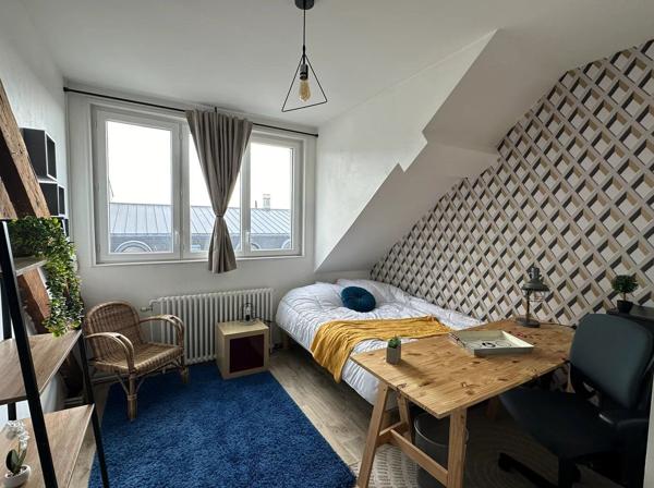 Location                                                      Maison
                        
                     13 pièces                      272 m2                     à Saint-Quentin