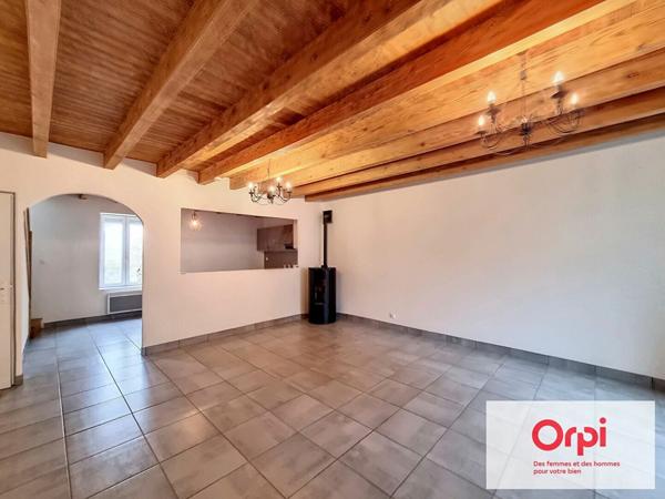 Maison à louer    3 pièces • 86,52 m2    Louroux-de-Bouble