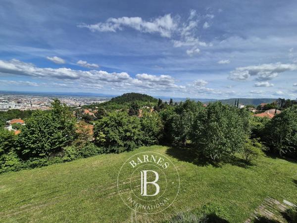 Royat, Maison 5 Chambres -  457 m² à vendre