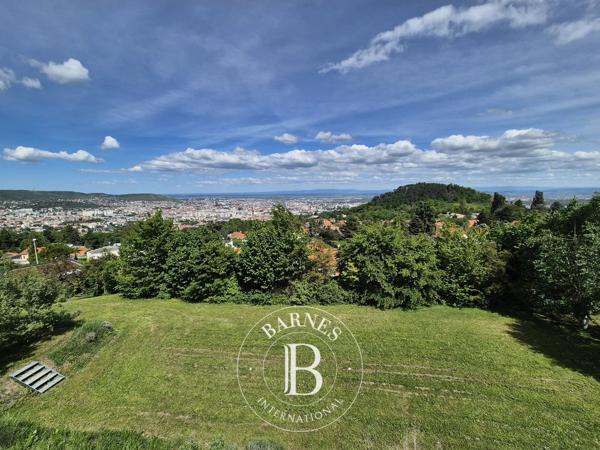 Royat, Maison 5 Chambres -  457 m² à vendre