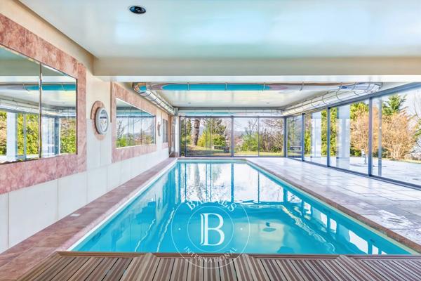 Royat, Maison 5 Chambres -  457 m² à vendre