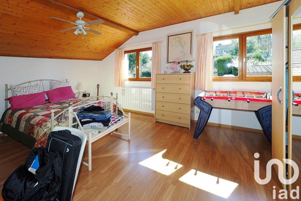 Maison 4 pièces de 116 m² à Montgeron (91230)