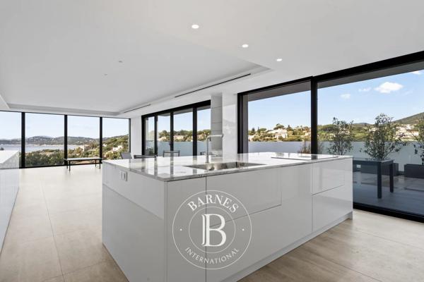Les Issambres, Villa 3 Chambres -  272 m² à vendre