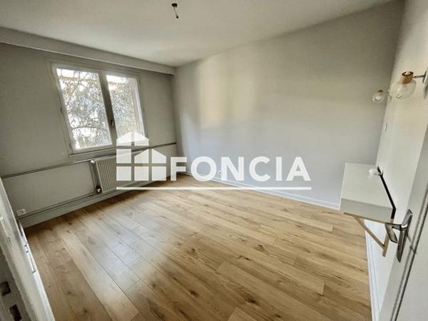 Location Appartement 3 pièces 81 m² - 3 BIS RUE BUFFON Valence 26000