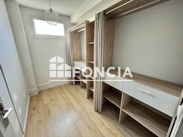 Location Appartement 3 pièces 81 m² - 3 BIS RUE BUFFON Valence 26000