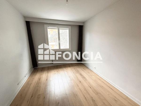 Location Appartement 3 pièces 81 m² - 3 BIS RUE BUFFON Valence 26000