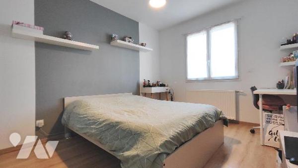 MAISON RECENTE AVEC VUE