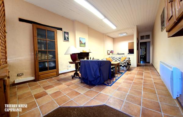 Lavit centre, maison de village 131 m², trois chambres, jardin, balcon, cave, proche toute commodités.