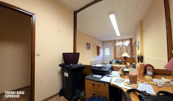 Lavit centre, maison de village 131 m², trois chambres, jardin, balcon, cave, proche toute commodités.