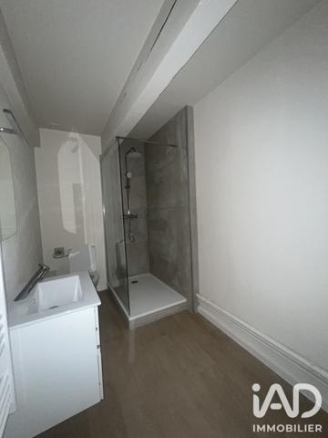 Location appartement 2 pièces 48 m² Ars-sur-Moselle