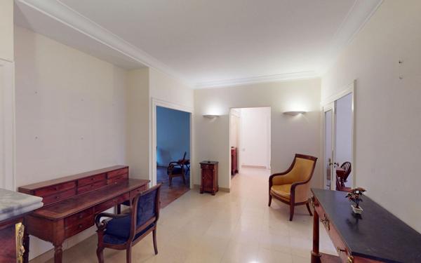 Appartement à vendre    3 pièces • 111,71 m2 Saint-Étienne