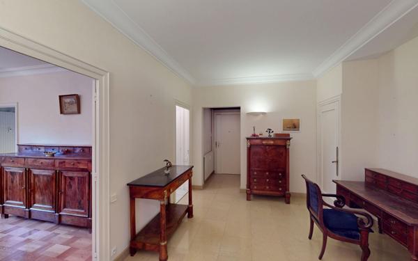 Appartement à vendre    3 pièces • 111,71 m2 Saint-Étienne