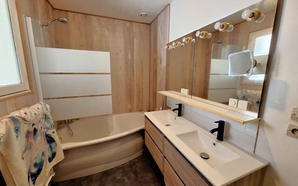 Maison à vendre    8 pièces •  Saint-Georges-de-Didonne