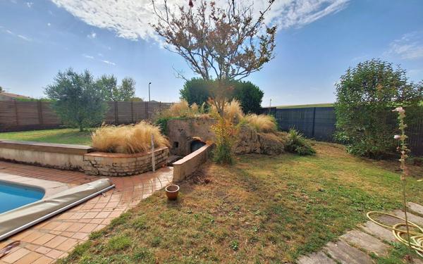 Maison à vendre    8 pièces •  Saint-Georges-de-Didonne