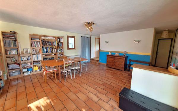 Maison à vendre    8 pièces •  Saint-Georges-de-Didonne