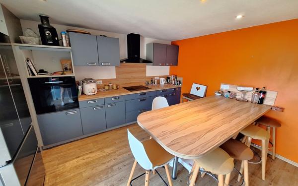 Maison à vendre    8 pièces •  Saint-Georges-de-Didonne