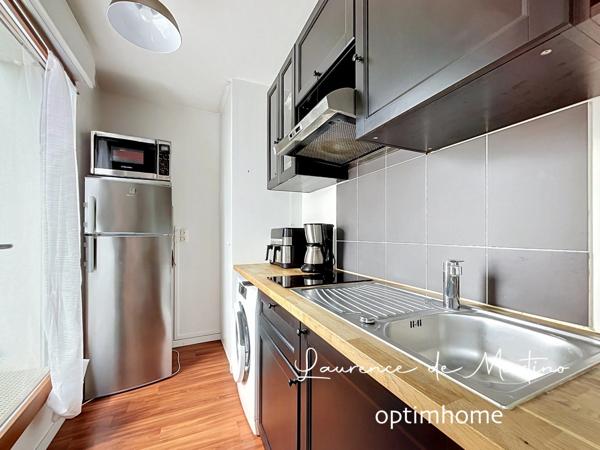 Studio à vendre avec balcon et parking, dernier étage BEZONS (95)