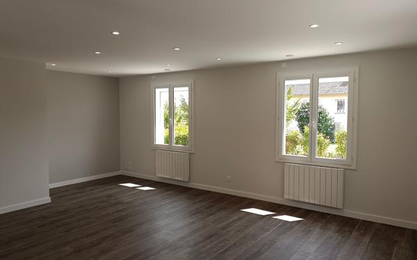 Maison à louer    3 pièces • 61 m2 Mamers