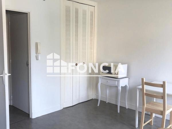 Location Studio meublé 27 m² - 34 RUE CAUBERE Toulouse 31400
