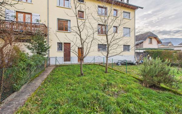Appartement à vendre    4 pièces • 90,34 m2 Montmélian