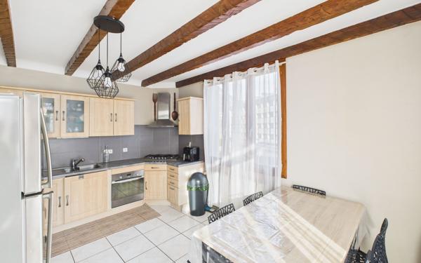Appartement à vendre    4 pièces • 90,34 m2 Montmélian