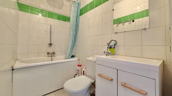 Appartement Corbeil Essonnes 2 pièce(s) 40 m2