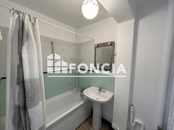 Location Appartement 2 pièces 46.41 m² - 25 RUE SAINT LUCIEN Beauvais 60000