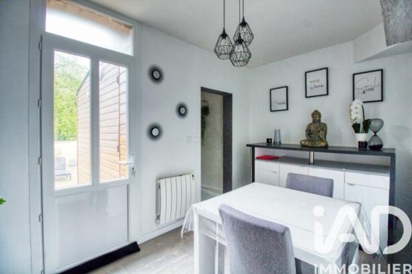 Maison à vendre 4 pièces 91 m² Château-sur-Epte