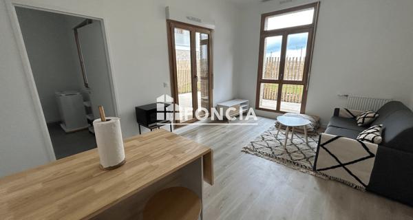 Location Studio meublé 31.35 m² - Poissy 78300