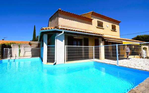 Maison à vendre    4 pièces •  Vers-Pont-du-Gard