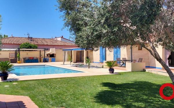 Maison à vendre    6 pièces •  Pia