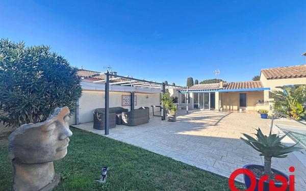 Maison à vendre    6 pièces •  Pia