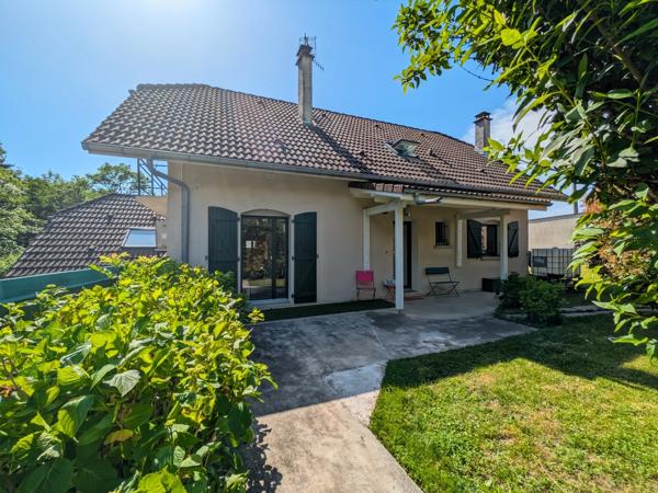 À vendre Maison 6 pièces LOISIN (74) Maison familiale avec piscine et dépendance – Secteur recherché aux portes de Genève