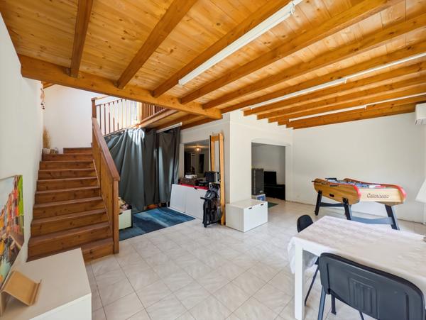 À vendre Maison 6 pièces LOISIN (74) Maison familiale avec piscine et dépendance – Secteur recherché aux portes de Genève