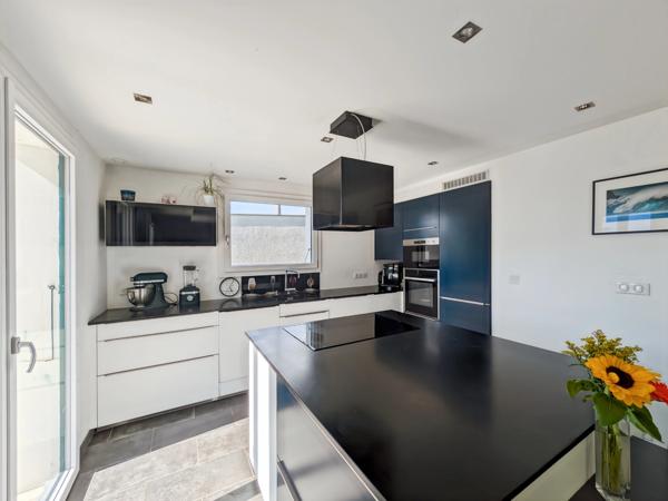 À vendre Maison 6 pièces LOISIN (74) Maison familiale avec piscine et dépendance – Secteur recherché aux portes de Genève