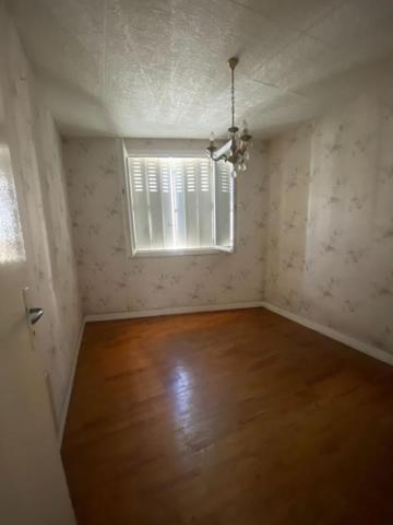 Immeuble Oloron Sainte Marie 2 appartements 2 Garages avec jardin