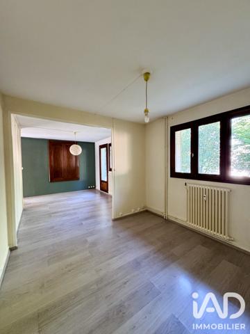 Appartement à vendre 5 pièces 80 m² Saint-Jean-de-Maurienne