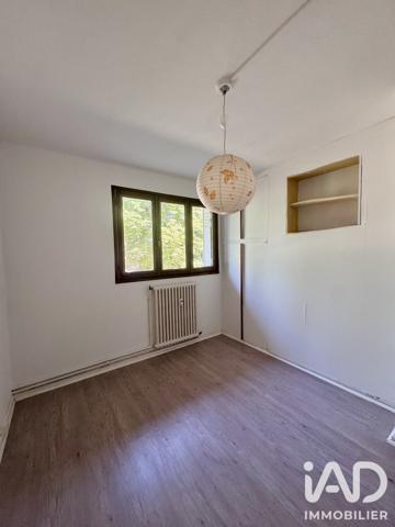 Appartement à vendre 5 pièces 80 m² Saint-Jean-de-Maurienne