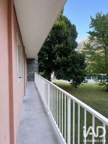 Appartement à vendre 5 pièces 80 m² Saint-Jean-de-Maurienne