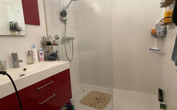 Maison à louer    4 pièces •  Nages-et-Solorgues