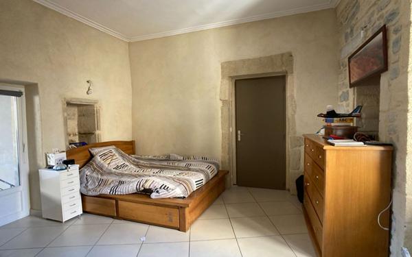 Maison à louer    4 pièces •  Nages-et-Solorgues