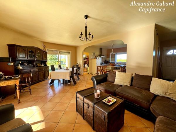 Maison de plain-pied 110 m² habitables - 3 chambres - Jardin