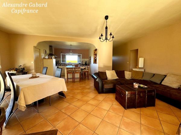 Maison de plain-pied 110 m² habitables - 3 chambres - Jardin