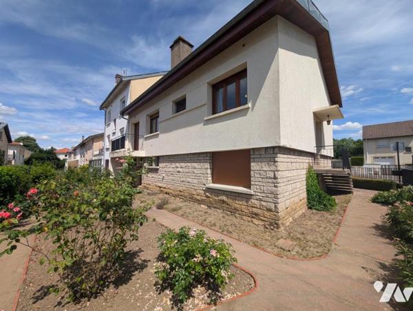 Maison T8 à Villers les Nancy avec garage et jardin.