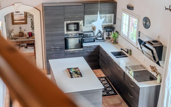 Maison à vendre    4 pièces •  Le Cailar