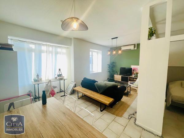 Maison à louer 2 pièces 63.67m²